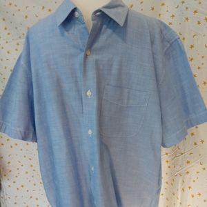 Men's XL American Eagle short sleeve dress shirt